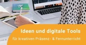 eine person im gepunkteten Oberteil sitzt am Schreibtisch und arbeitet am Tablet